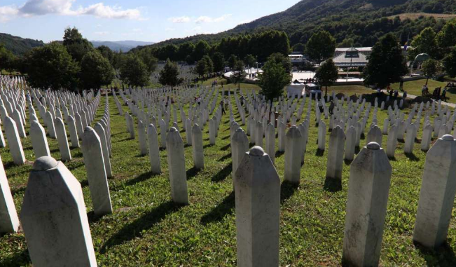 Komemorativni skup u Potočarima protekao mirno i bezbjedno