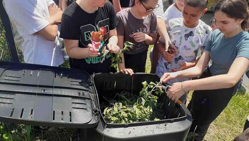 Kompostiranjem do manje otpada i odličnog domaćeg gnojiva