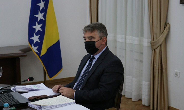 Komšić: Ako želimo izbjeći takse, bitno je pokazati volju za priznanjem Kosova