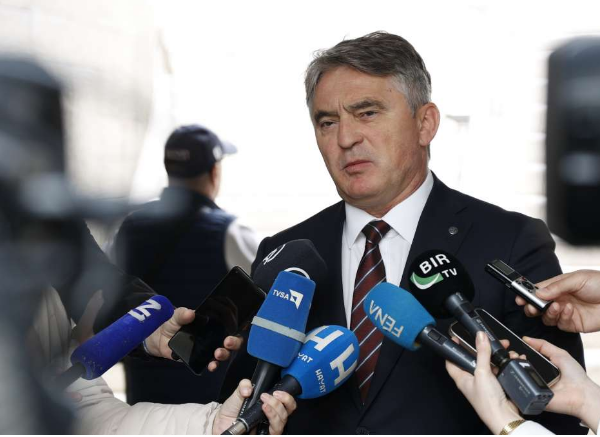 Komšić ambasadorici Izraela: Laž koju ste izgovorili može reći samo izmanipulisana lažljiva budala