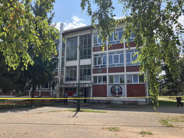 Komšić, Bećirović i Krišto uputili izraze saučešća porodicama ubijenih u Sanskom Mostu