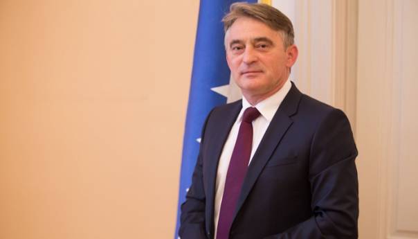 Komšić: BiH danas postoji i zbog odlučnosti i hrabrosti žena