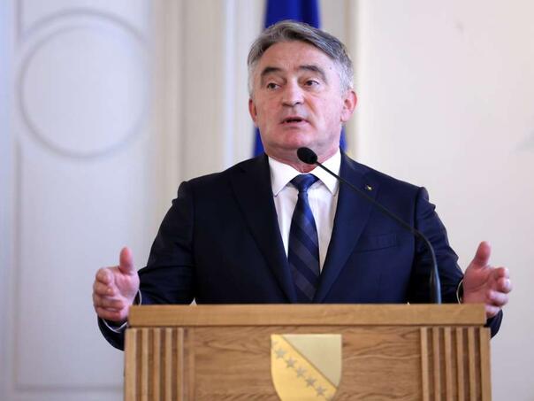 Komšić čestitao Hanuku Finciju i svim Jevrejima u BiH