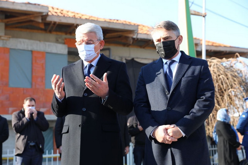 Komšić: Danas državu ponovo treba braniti i graditi