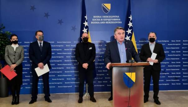 Komšić: Dodik protiv 14 prioriteta iz Mišljenja EK