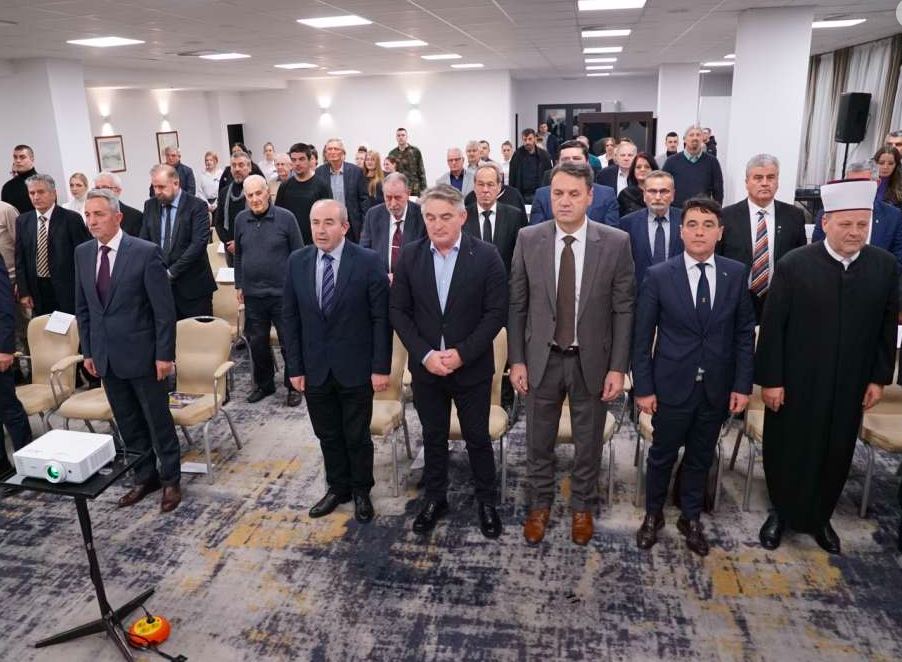 Komšić: Dva najvažnija datuma u historiji BiH su 25. novembar i 1. mart
