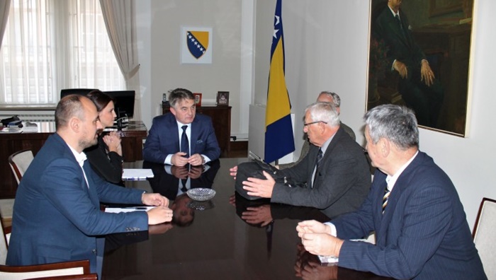 Komšić generalni pokrovitelj ovogodišnjeg 'Igmanskog marša"