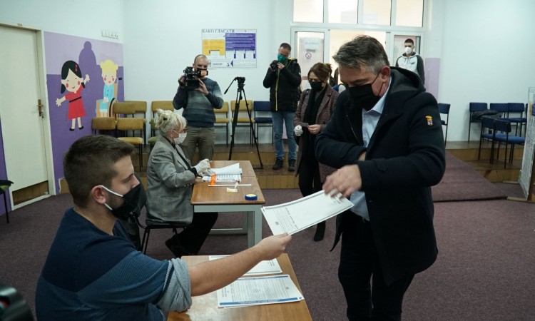 Komšić: Građani će pokazati sa kim su i koliko zadovoljni