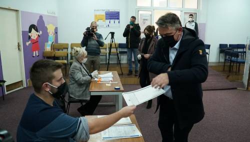 Komšić: Građani će pokazati sa kim su i koliko zadovoljni