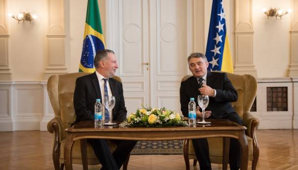 Komšić i ambasador Brazila u BiH De Paulau: Nastaviti razvijati dobre odnose