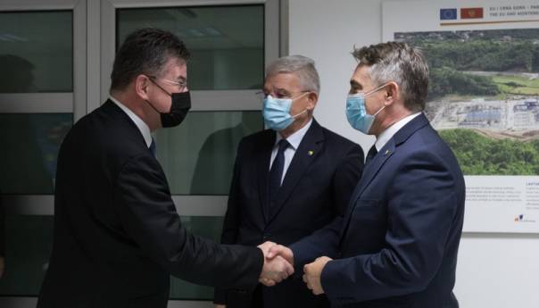 Komšić i Džaferović s Lajčakom o krizi u BiH