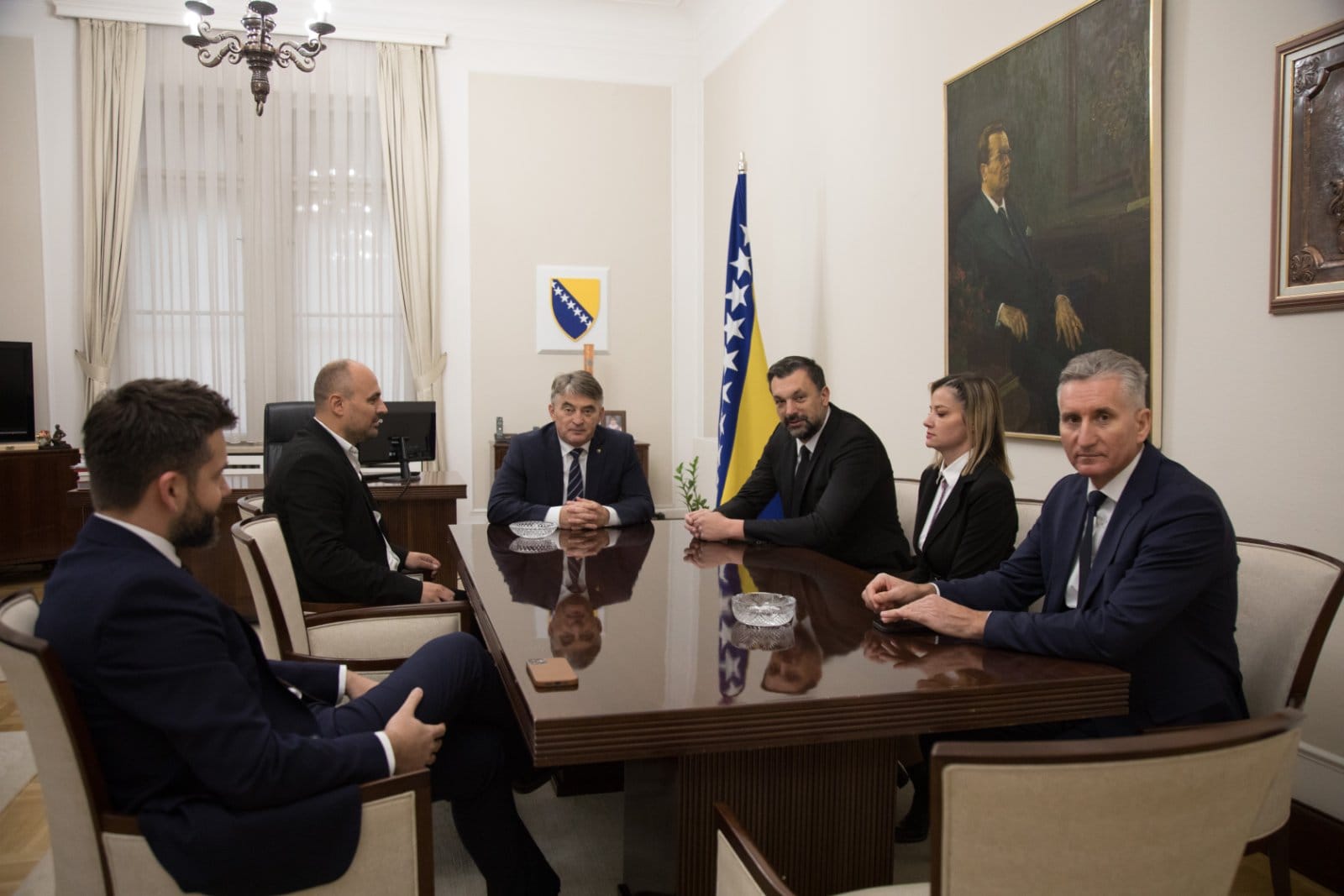Komšić i NIP: Sve je sekundarno u odnosu na Dodikove napade na državu