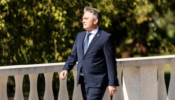 Komšić: Milanović nije trebao gurati nešto što ne može proći