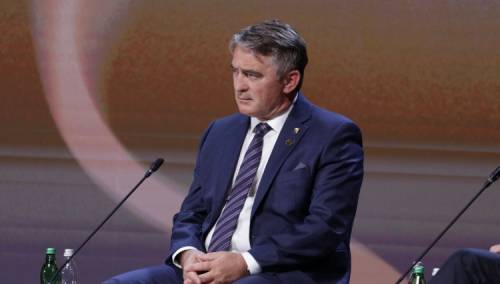 Komšić na Bledu: BiH može bez konstitutivnosti