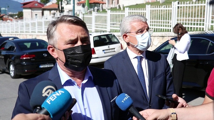 Komšić: Naučiti lekciju iz Crne Gore prije nego što bude kasno