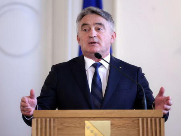 Komšić: Nećemo još otkriti ime kandidata da ga ne prebiju kao Slavu Kukića u Mostaru