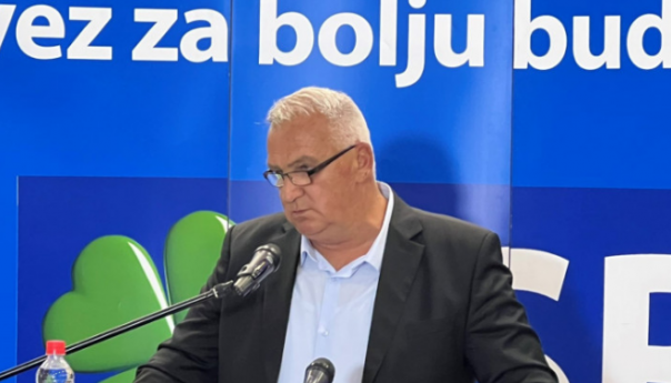 Komšić nema pravo da Bošnjake okreće protiv Washingtona i ruši naše mostove prema Bidenovoj administraciji