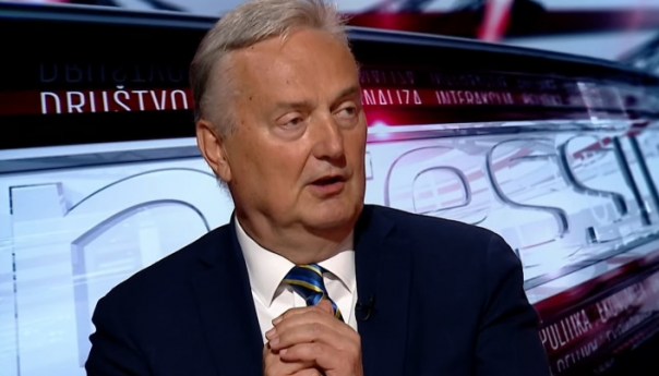 Komšić nesretan jer je Krišto protukandidat, pa napada Schmidta