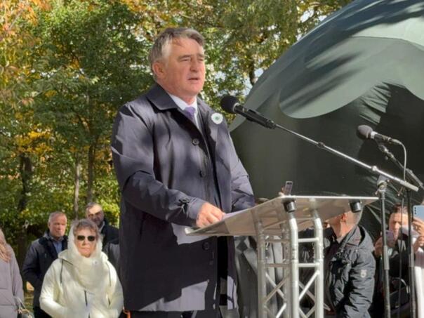 Komšić: Nikada više ne vjerovati u tuđe garancije, UN asistent u izvršenju genocida