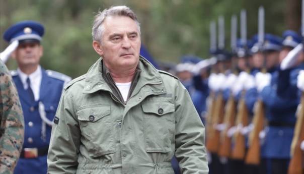 Komšić o Dodikovim prijetnjama: U Sarajevu guraju glavu u pijesak