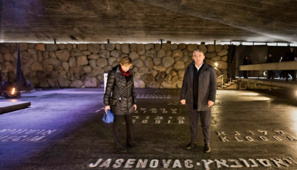 Komšić o holokaustu: Kada god smo rekli "nikada više", nažalost, ponovi se