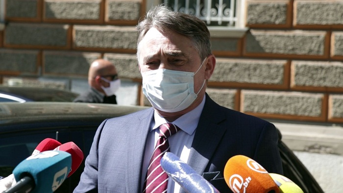 Komšić: Pitajte Sattlera on je bio sa šampionom EU integracija