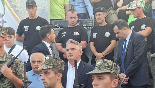 Komšić posjetio Bužim, počast generalu Naniću