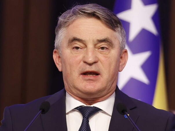 Komšić: Praznici nas iznova podsjećaju na vrijednosti požrtvovanja i solidarnosti