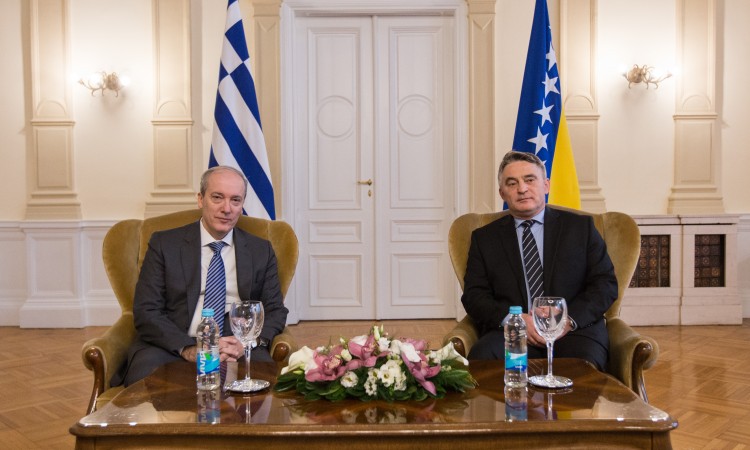 Komšić primio akreditive ambasadora Republike Grčke u BiH Papandreoua