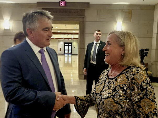 Komšić prisustvovao promociji filma 'Kiss the future' u sjedištu Kongresa SAD