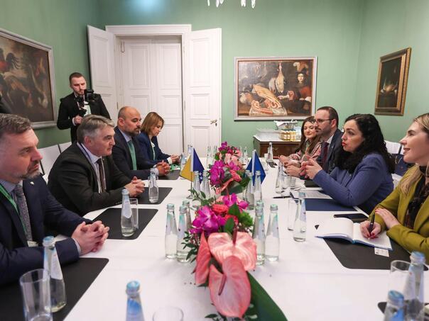 Komšić s Osmani: Jačanje regionalne stabilnosti i saradnje, uprkos izazovima