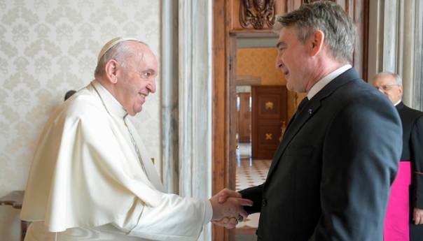 Komšić s papom Franjom o BiH i vrijednostima za koje se treba boriti