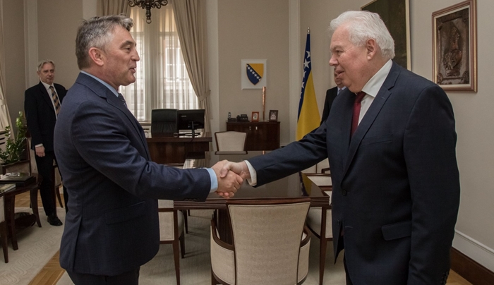 Komšić sa Ivancovom: Odlazak stranih sudija otvorio bi prostor napadima na suverenitet BiH