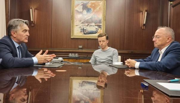 Komšić sa zastupnicima Bundestaga o modalitetima sankcija