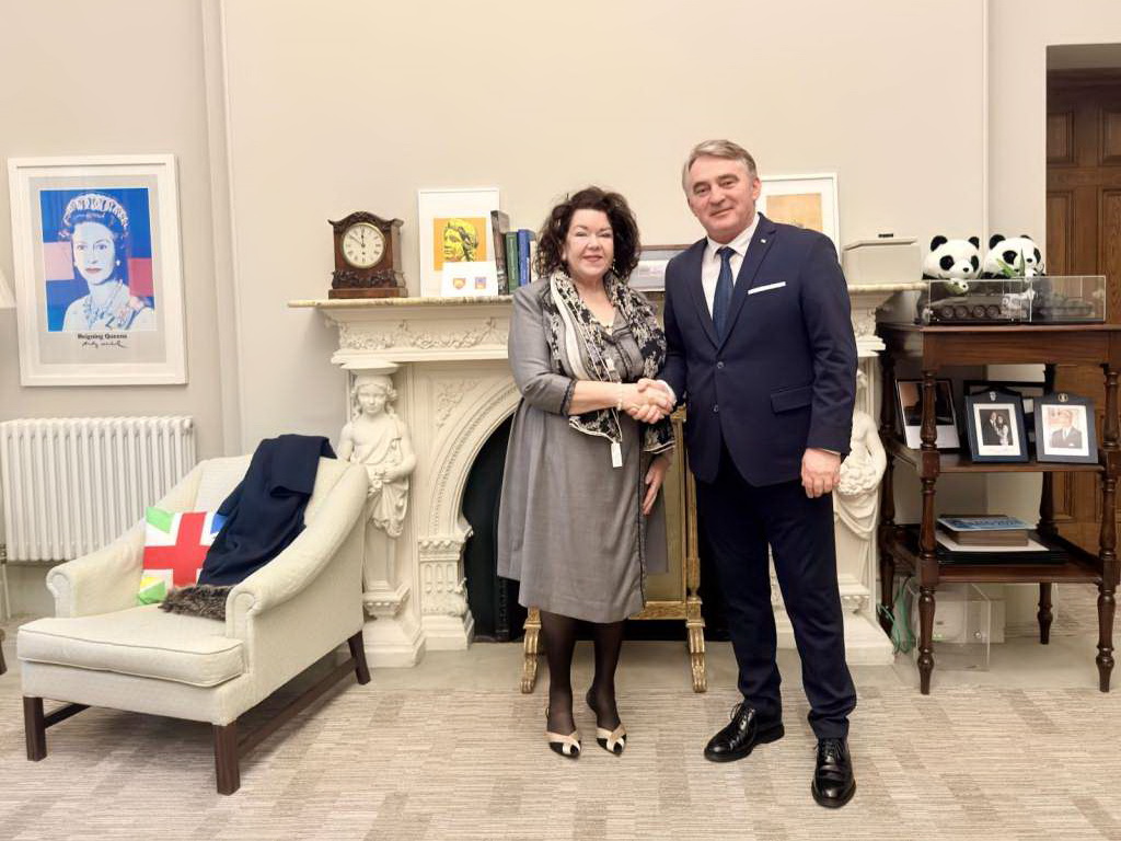 Komšić se sastao sa specijalnom izaslanicom UK za Zapadni Balkan Karen Pierce