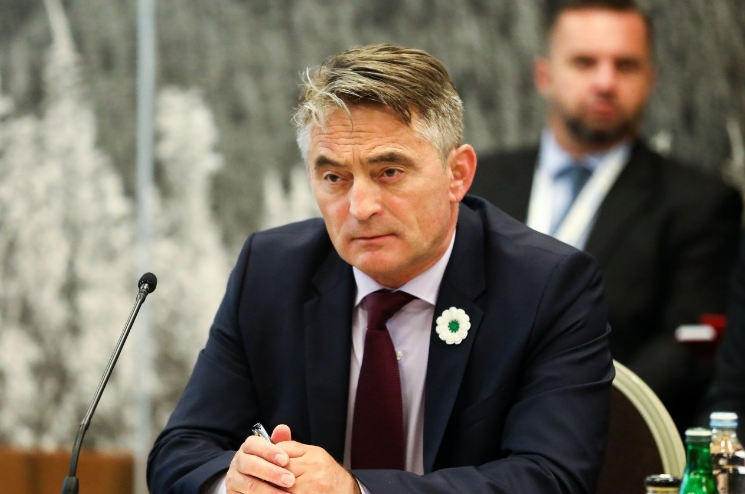 Komšić: Stranci nam pričaju besmislice dok Dodik kreće u agresiju