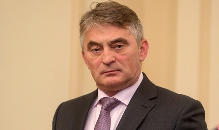 Komšić u izolaciji, sutra testiranje na koronavirus