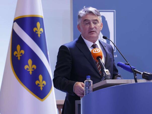 Komšić u New Yorku: Mnogo je više onih koji će braniti BiH od onih koji žele da je unište