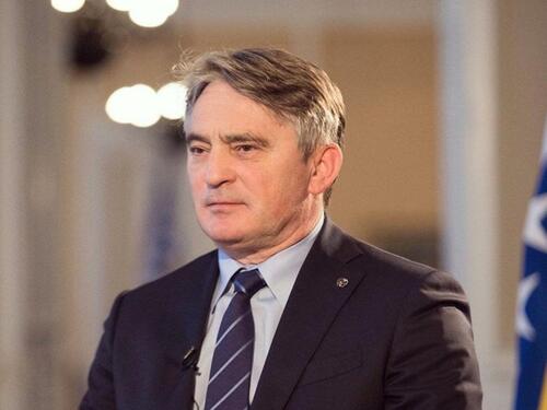 Komšić uputio božićnu čestitku: Zajedno gradimo bolje sutra