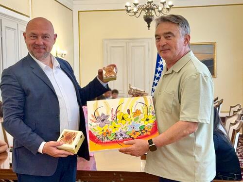 Komšića posjetila djeca iz Doma na Bjelavama, uputio im ohrabrujuće poruke