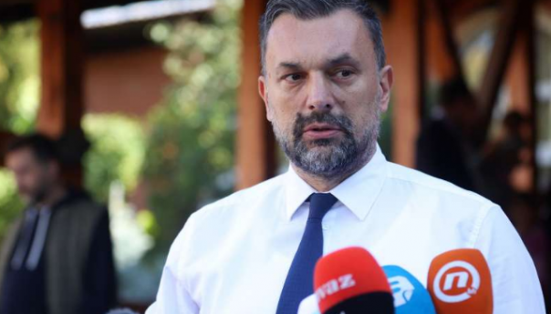Konaković glasao na biračkom mjestu u Sarajevu