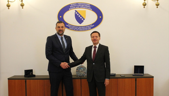 Konaković i Pacuretu: Raditi na ispunjavanju 14 ključnih prioriteta iz Mišljenja EK