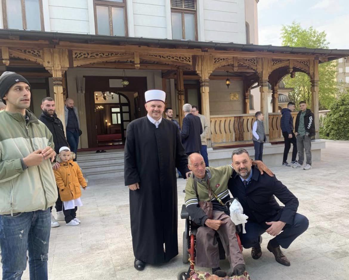 Konaković klanjao bajram u Bijeljini