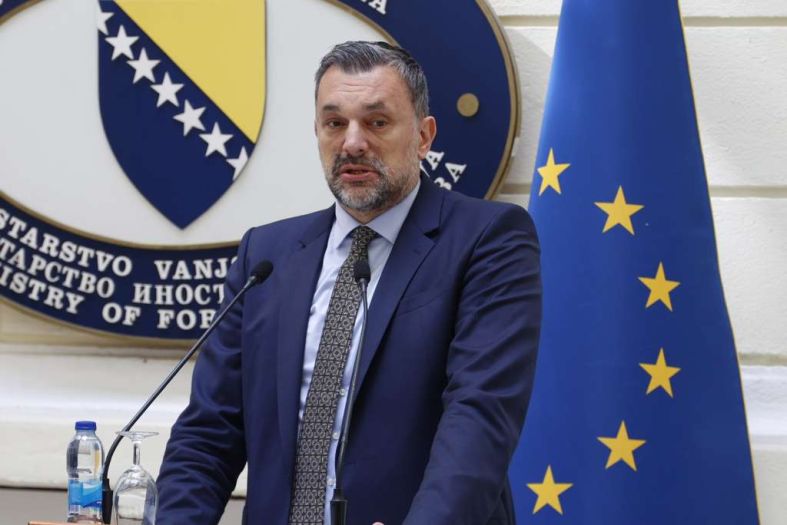 Konaković na ceremoniji otkrivanja spomen-obilježja 'Cvijet Srebrenice' u New Yorku