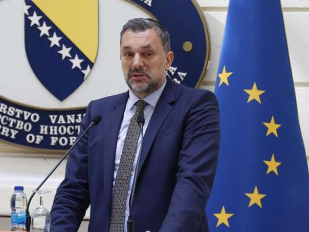 Konaković na ceremoniji otkrivanja spomen-obilježja 'Cvijet Srebrenice' u SAD