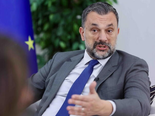 Konaković: Ne očekujte aplauze dok u Srbiji slavite i krijete krvnike