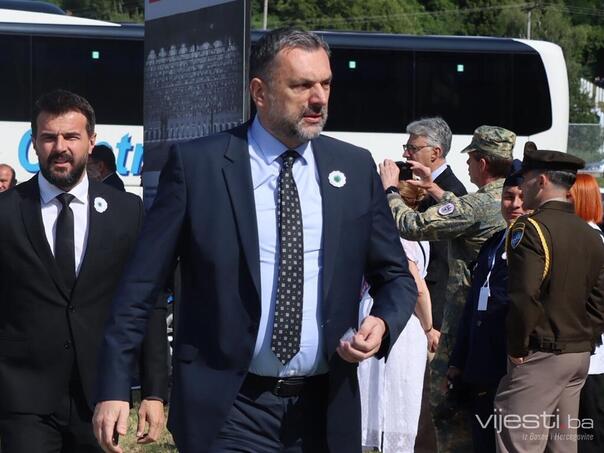 Konaković: Normalan svijet obilježava ovaj dan, negatore danas ne komentarišem