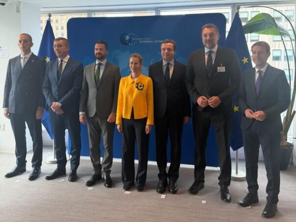 Konaković pred Kallas i Đurićem: Veličaju ratnog zločinca