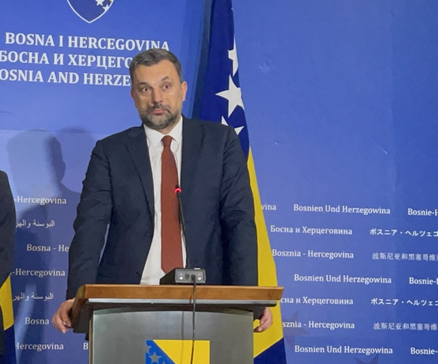 Konaković: Problem u članu zakona, sutkinje koje su pokrivene ne bi mogle biti sutkinje