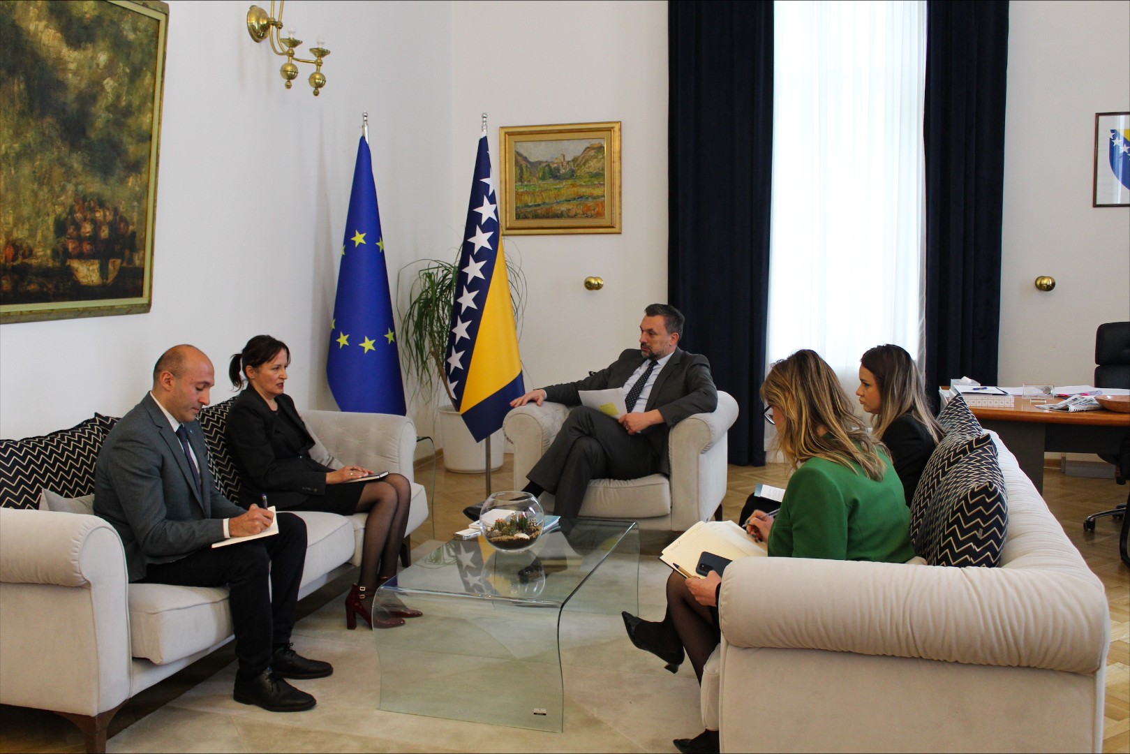 Konaković sa šeficom Ureda Vijeća Europe u Sarajevu Bojanom Urumovom